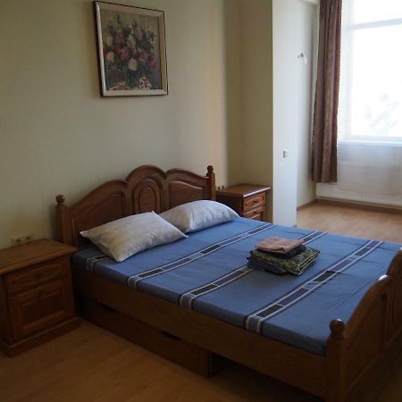 Dolphin Apartment Odessa Zewnętrze zdjęcie